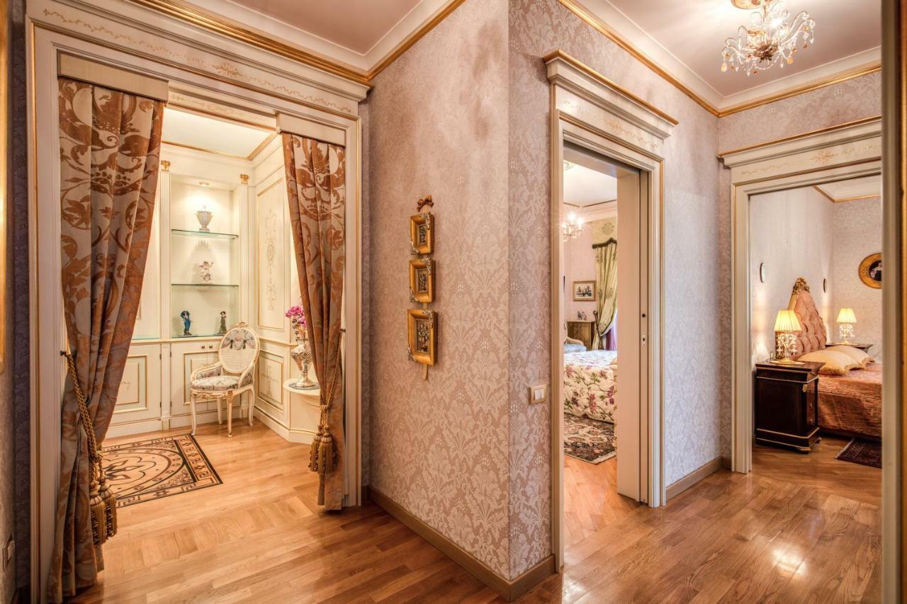 Domus Vittoria - The Luxury Quintessence Apartment Sorrento Luaran gambar