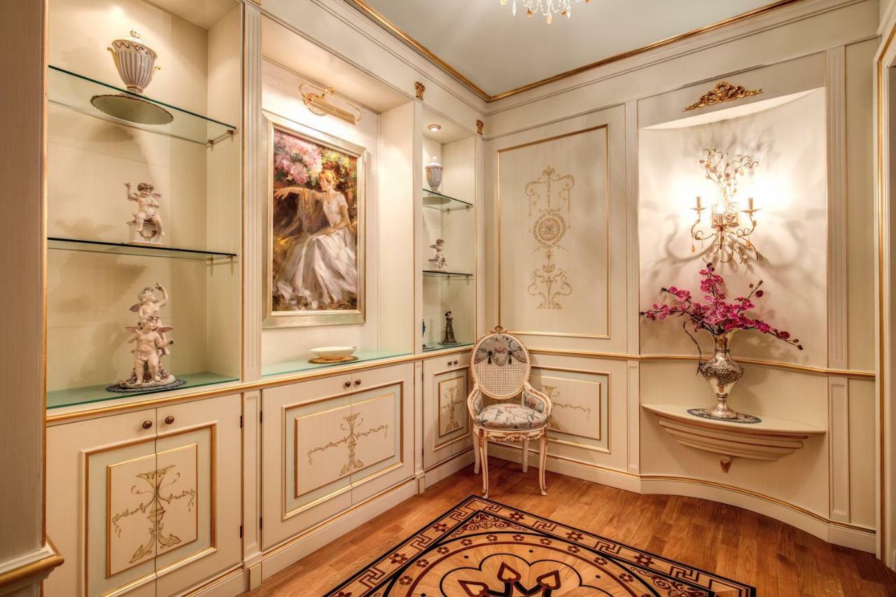 Domus Vittoria - The Luxury Quintessence Apartment Sorrento Luaran gambar