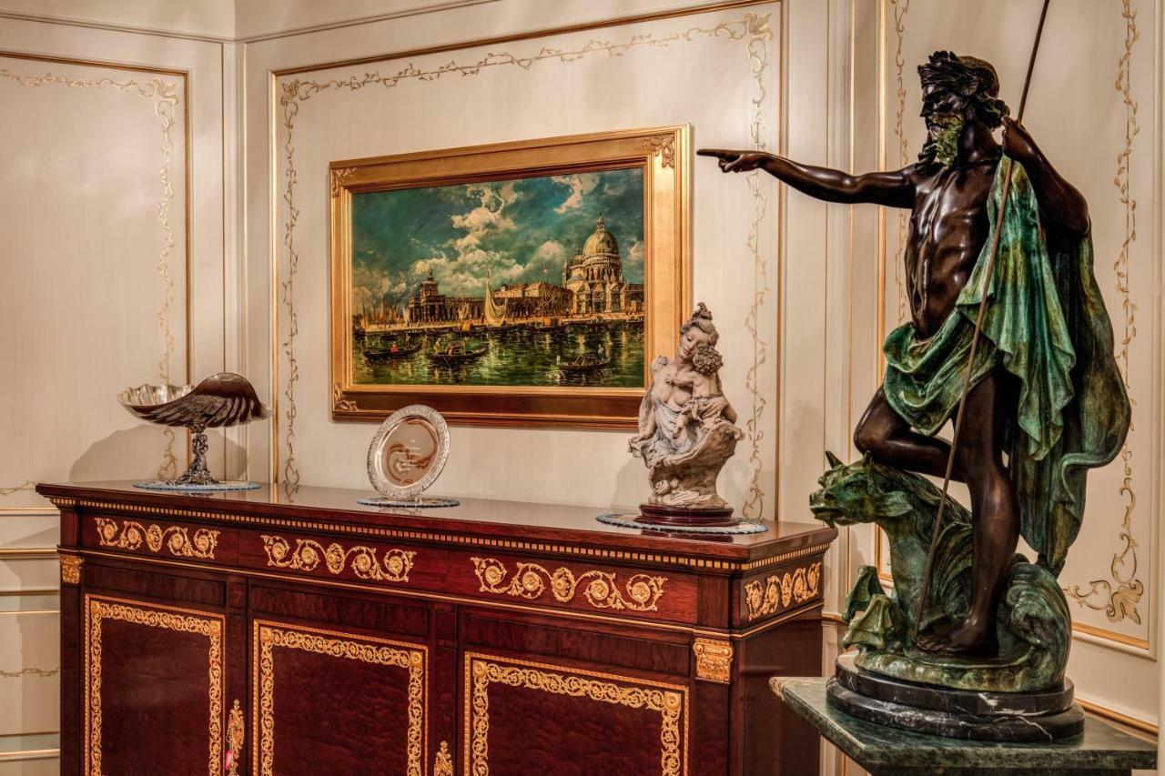 Domus Vittoria - The Luxury Quintessence Apartment Sorrento Luaran gambar