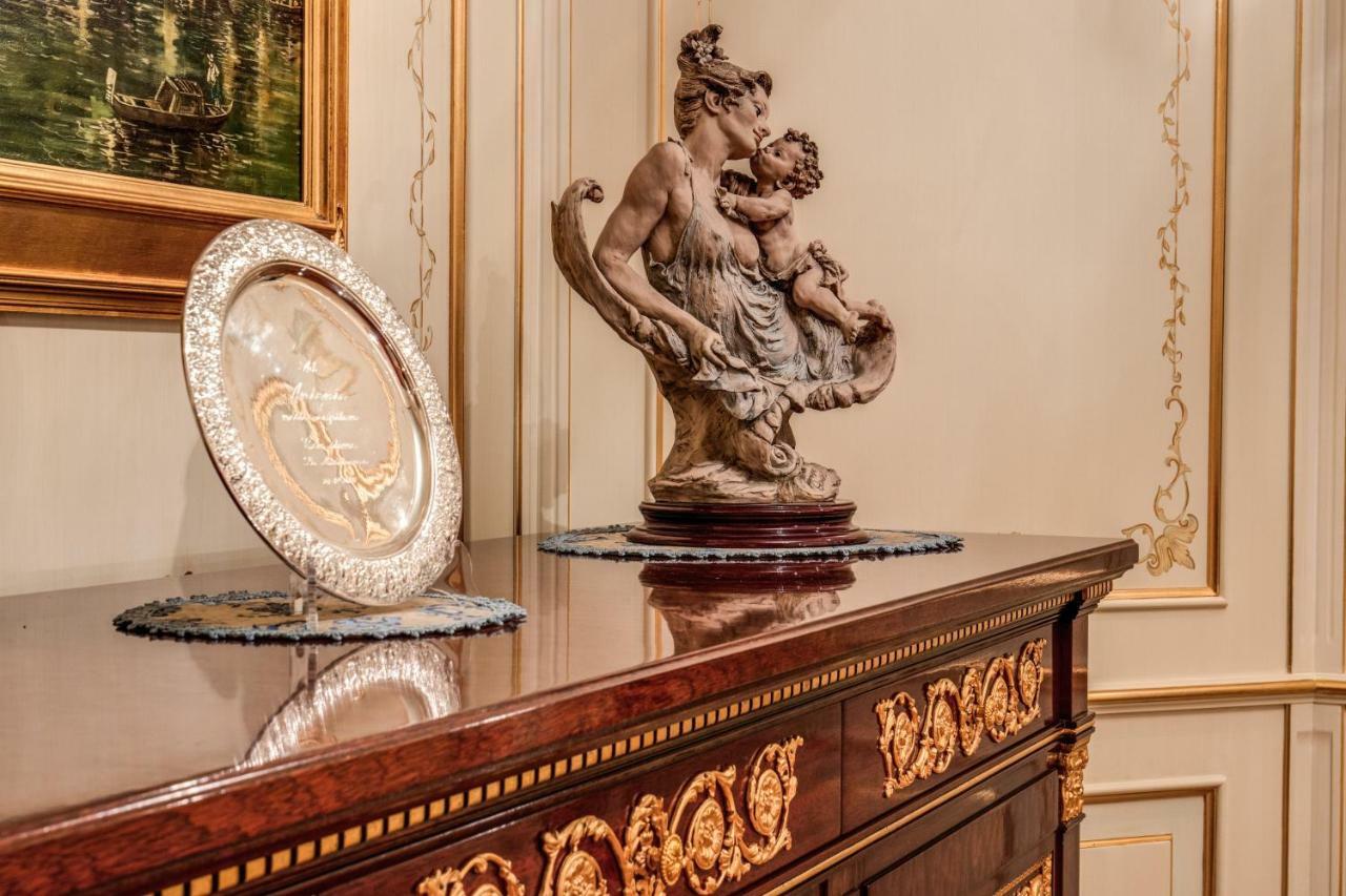 Domus Vittoria - The Luxury Quintessence Apartment Sorrento Luaran gambar