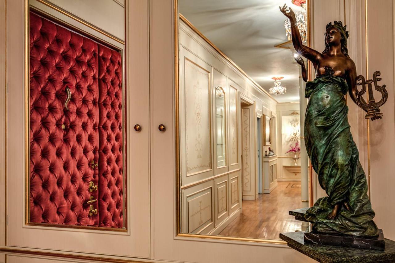 Domus Vittoria - The Luxury Quintessence Apartment Sorrento Luaran gambar