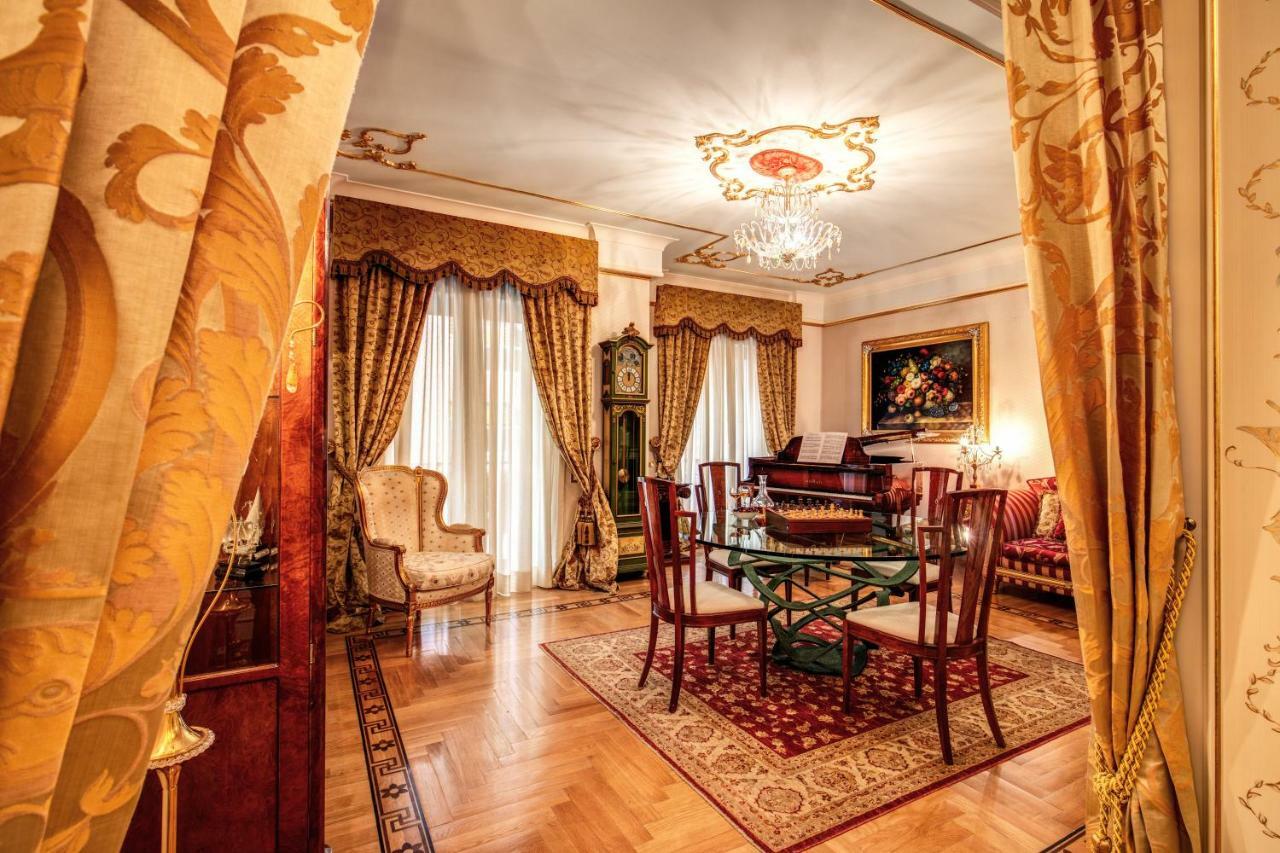 Domus Vittoria - The Luxury Quintessence Apartment Sorrento Luaran gambar
