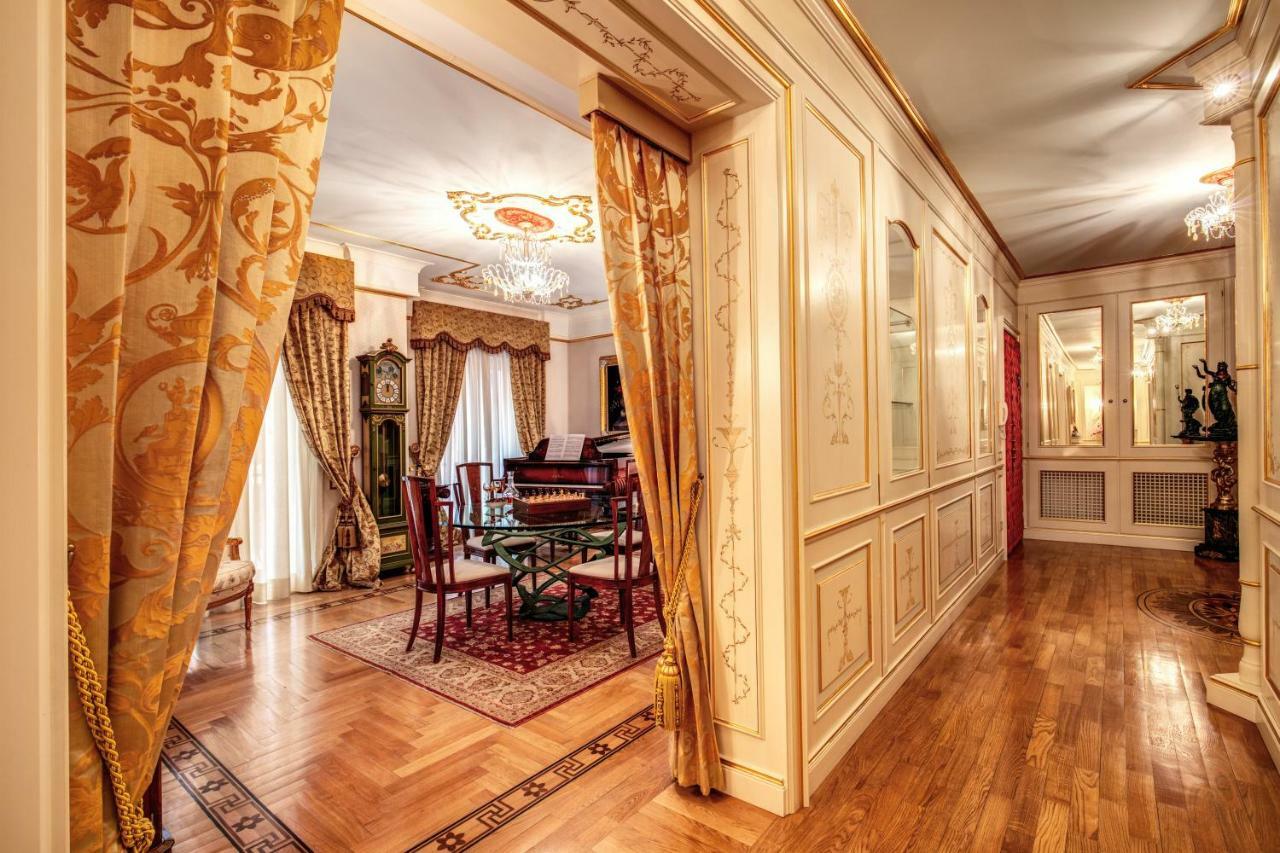 Domus Vittoria - The Luxury Quintessence Apartment Sorrento Luaran gambar