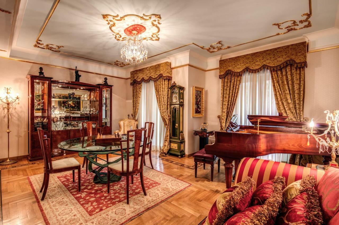 Domus Vittoria - The Luxury Quintessence Apartment Sorrento Luaran gambar